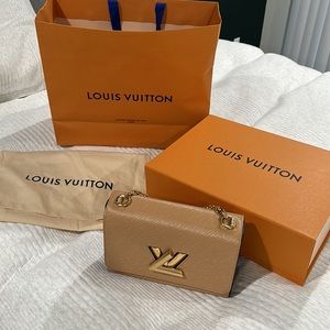 Louis Vuitton Twist MM M51884 Purse Camel light brown